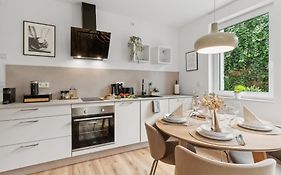 Deluxe Apartment In Bielefeld City Mit Parkplatz Und Terrasse